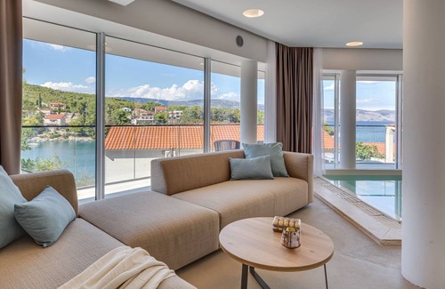 Cove Basina (Jelsa) Villa | Villa ∙ 4 bedrooms ∙ 8 guests