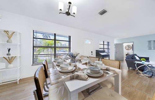 Cutler Bay Villa | Villa ∙ 4 bedrooms ∙ 8 guests