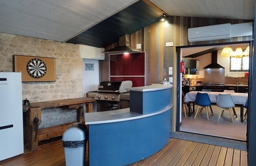 Angoulins Villa | Villa 4* indoor heated pool spa billiards table soccer sea beach village