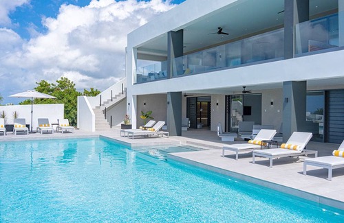 Weston Villa | Villa ∙ 5 bedrooms ∙ 10 guests