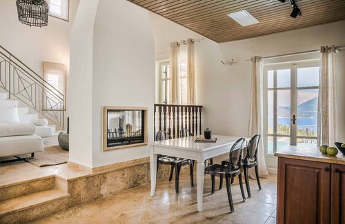 Evreti Villa | Villa ∙ 5 bedrooms ∙ 10 guests