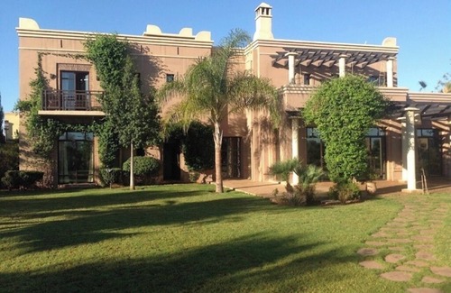 Tameslouht Villa | Villa 5 bedrooms, 5 bathrooms on the golf Samanah with views of the Atlas