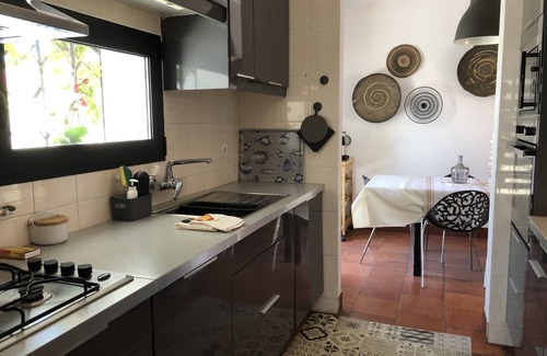 Alfa-Mar House | Villa -5 min walk from beach. 12 people. Big garden with private pool