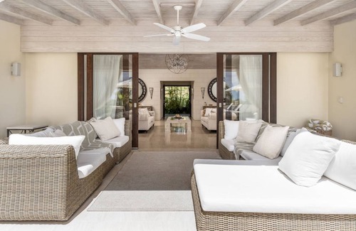 Merlin Bay Villa | Villa ∙ 6 bedrooms ∙ 12 guests