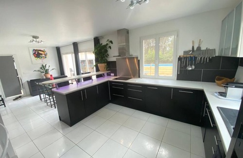 Le Beausset House | Villa 6 persons/pool/jacuzzi/campagne/terrain de pétanque/15 km Bandol