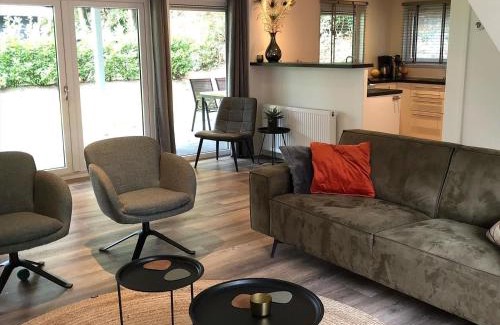 Municipality of Rhenen House | Villa 6 persons - Vakantiepark De Thijmse Berg