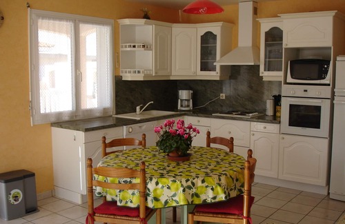 Latour-Bas-Elne Villa | Villa 75m, 4 stars, Private pool, 3 bedrooms (1 air-conditioned), Kitchen with air-conditioning, Terrace.