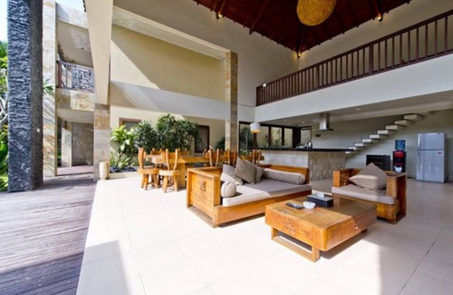 Dewi Sri Villa | Villa A luxury 5 BR villa Kuta, Bali