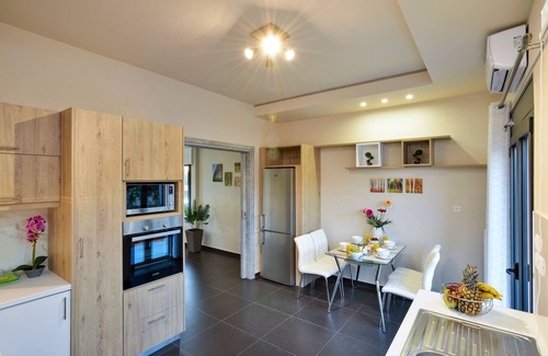Vamvakopoulo Villa | Villa Abelizia with private pool