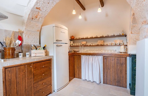 Locorotondo Villa | Villa "Acres Itria" with Private Pool, Wi-Fi & Air Conditioning