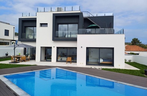 Salir do Porto Villa | Villa Agapanthus, a comfortable 4 bedroom home by the sea.