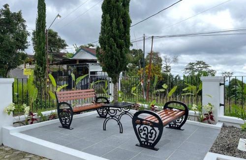 Karanganyar House | Villa Al-Fatih Karangpandan