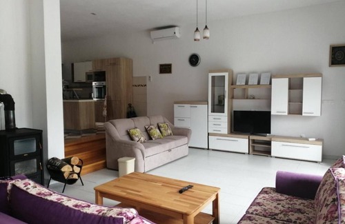 Bihac Villa | VILLA AL NEMAH
