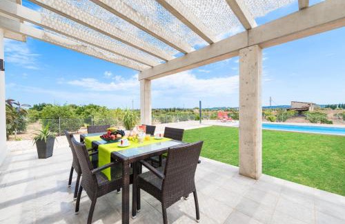 Majorca Villa | Villa Albaimar with swimming pool and garden