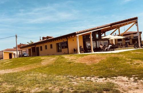 San Mames de Burgos House | Villa Alicia-Casa Rural