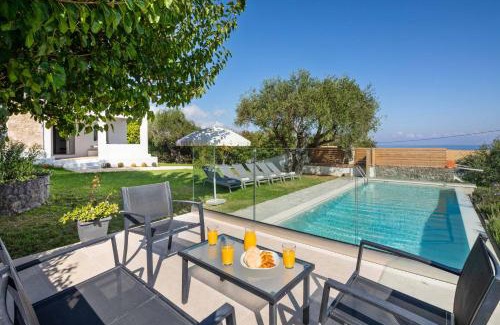 Chlomos Villa | Villa Alkyoni Mare