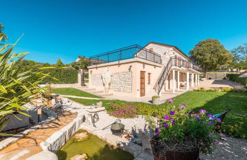 Kastelir Villa | Villa Alma