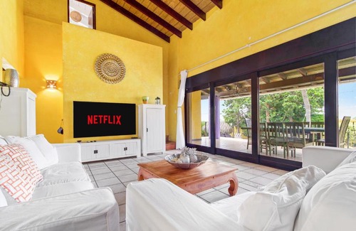 Ponton Villa | Villa Aloe