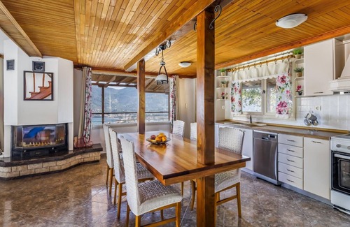 Skopelos Villa | Villa Aloupi - Three Bedroom Villa, Sleeps 6