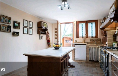 San Mariano Villa | Villa 'Altavista - Perugia' with Mountain View, Private Terrace and Wi-Fi