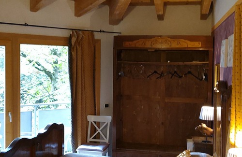 Edolo Bed & Breakfast | Villa Amaranta room & breakfast