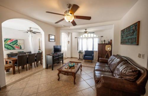 Hills of Esterillos Villa | Villa Amarilla By Vacation Pura Vida