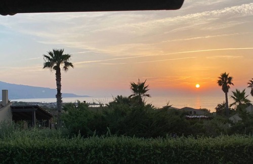 Custonaci Villa | Villa 'Amazing Sunset' with Sea View, Wi-Fi and Air Conditioning