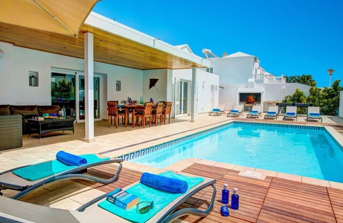 Puerto del Carmen Villa | Villa Ana Maria by Villa Plus