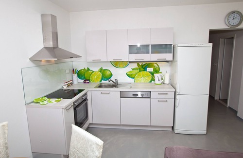 Okrug Donji Villa | Villa Anadi - Quiet Place With Pool
