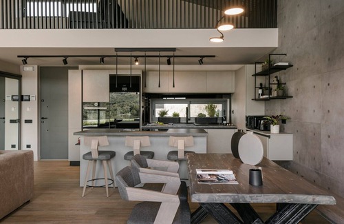 Lakithra Villa | Villa Anait