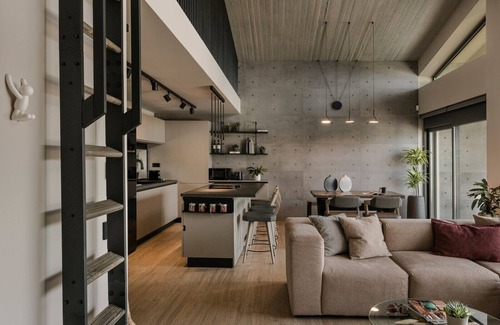Lakithra Villa | Villa Anait