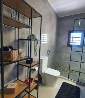 Varipetron House | Villa Anasa Residence