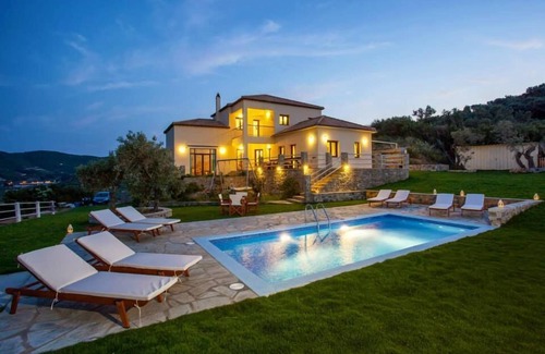Skopelos Villa | VILLA ANATOLI-PANORAMIC VIEW AND PRIVATE POOL