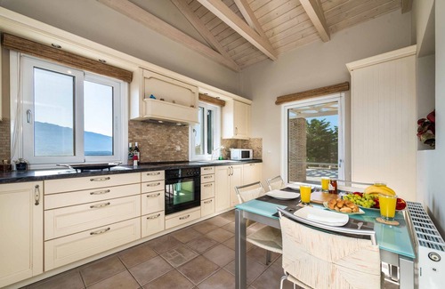 Lakithra Villa | Villa Anemos Lakithra