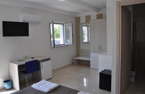 Scalea House | Villa Angela