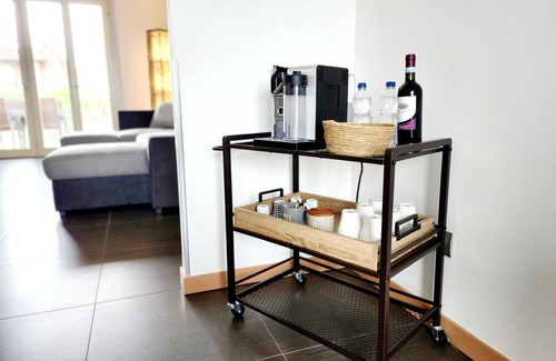 Cavalcaselle Apartment | Villa Angelina Peschiera del Garda Exklusive Ferienwohnung mit Pool