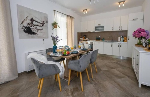 Gruda Villa | Villa Anita - Five Bedroom Villa with Swimming pool