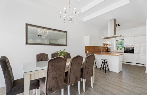 Donji Prolozac Villa | Villa Anja is a 4-bedroom villa with a 32 sqm heated pool near Imotski