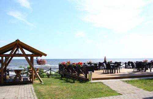 Apsuciems Hotel | Villa Anna