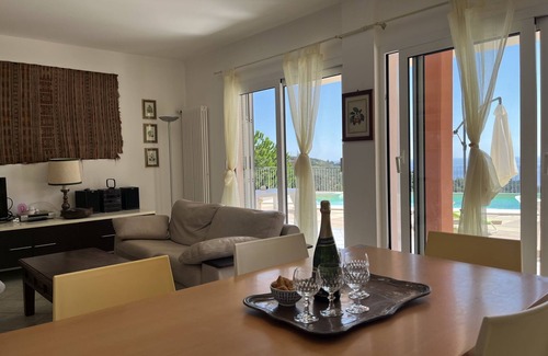 Artallo House | Villa Antica Pineta by Interhome