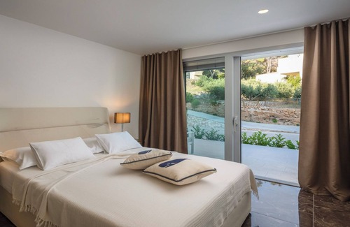 Sveta Nedjelja Villa | Villa Aqua Zelena - Five Bedroom Villa, Sleeps 10