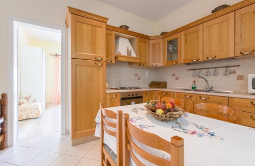 Nisaki Villa | Villa Aris - Two Bedroom Villa, Sleeps 4