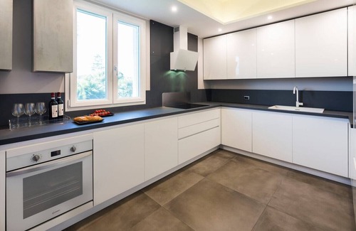 Syracuse Villa | Villa Artista – Syracuse Area
