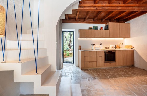 Est Villa | Villa Augustine – 5 Stars – Aix with Private Pool and Terrace + Wi-Fi