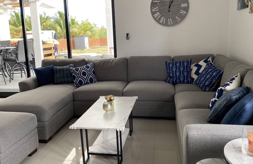 Guayubin Villa | Villa Aura is a beautiful and relaxing Villa to stay.