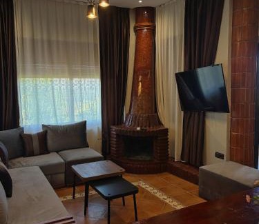 Bab Taza Villa | Villa Authentique avec Vue Panoramique à 3 km de Chefchaouen