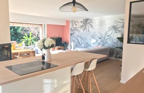 Saint-Laurent-du-Var Villa | Villa avec piscine privée sur la french riviera