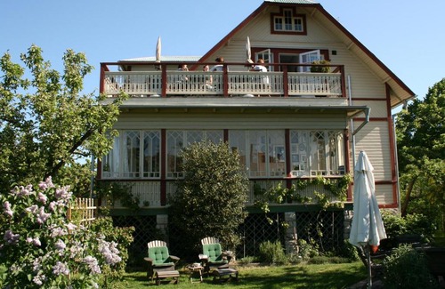 Borgholm Bed & Breakfast | Villa Badhusgatan