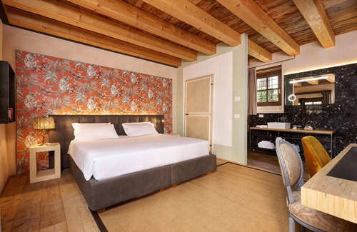 Grezzana Hotel | Villa Balis Crema