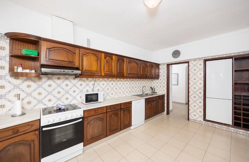 Sesmarias Villa | Villa Baltin - Four Bedroom Villa, Sleeps 8